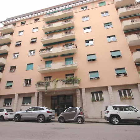 Vr Vg12 Apartment